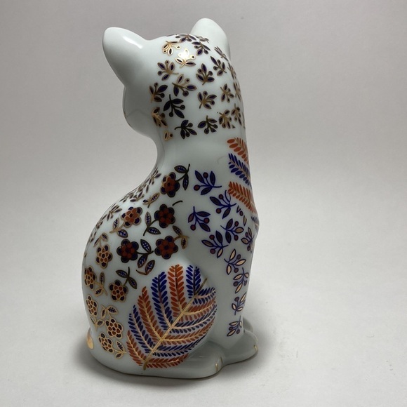 Vintage Cat Figurine Japanese Imari Neko Floral Hand painted Porcelain Decor - Picture 4 of 8